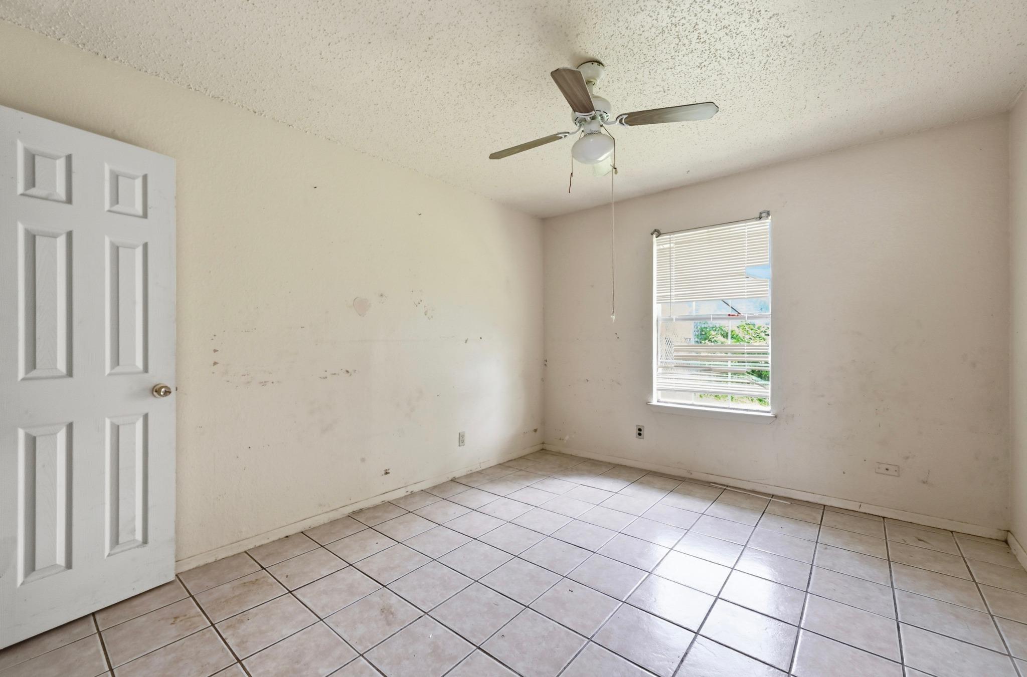 7307 Carver Ave