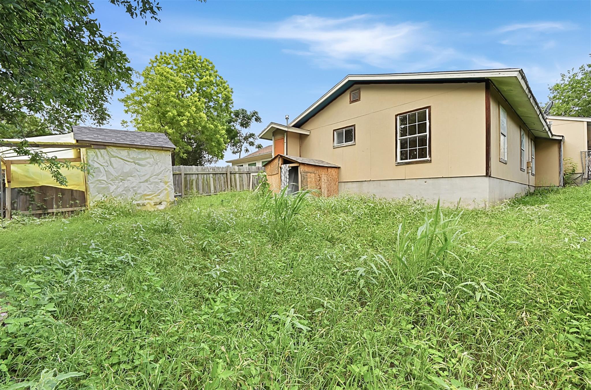 7307 Carver Ave