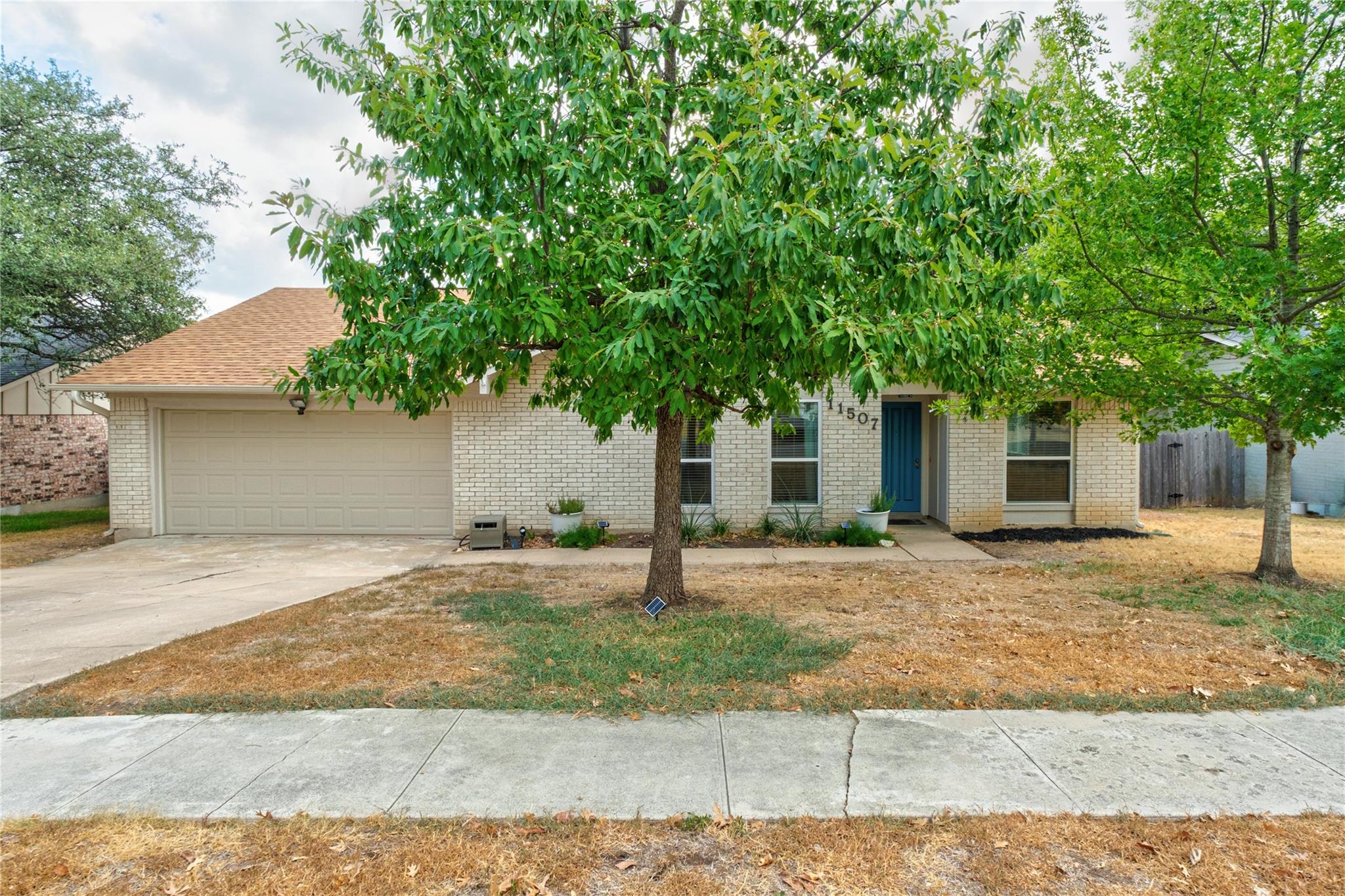 11507 Pyreneese DR