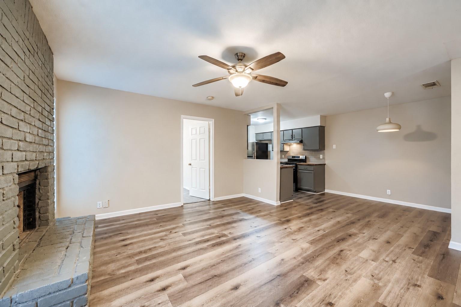 414 Cypress LN