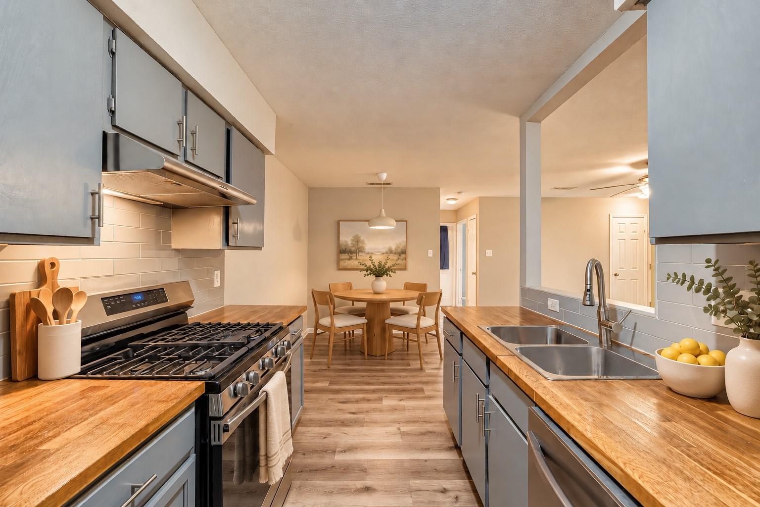 414 Cypress LN
