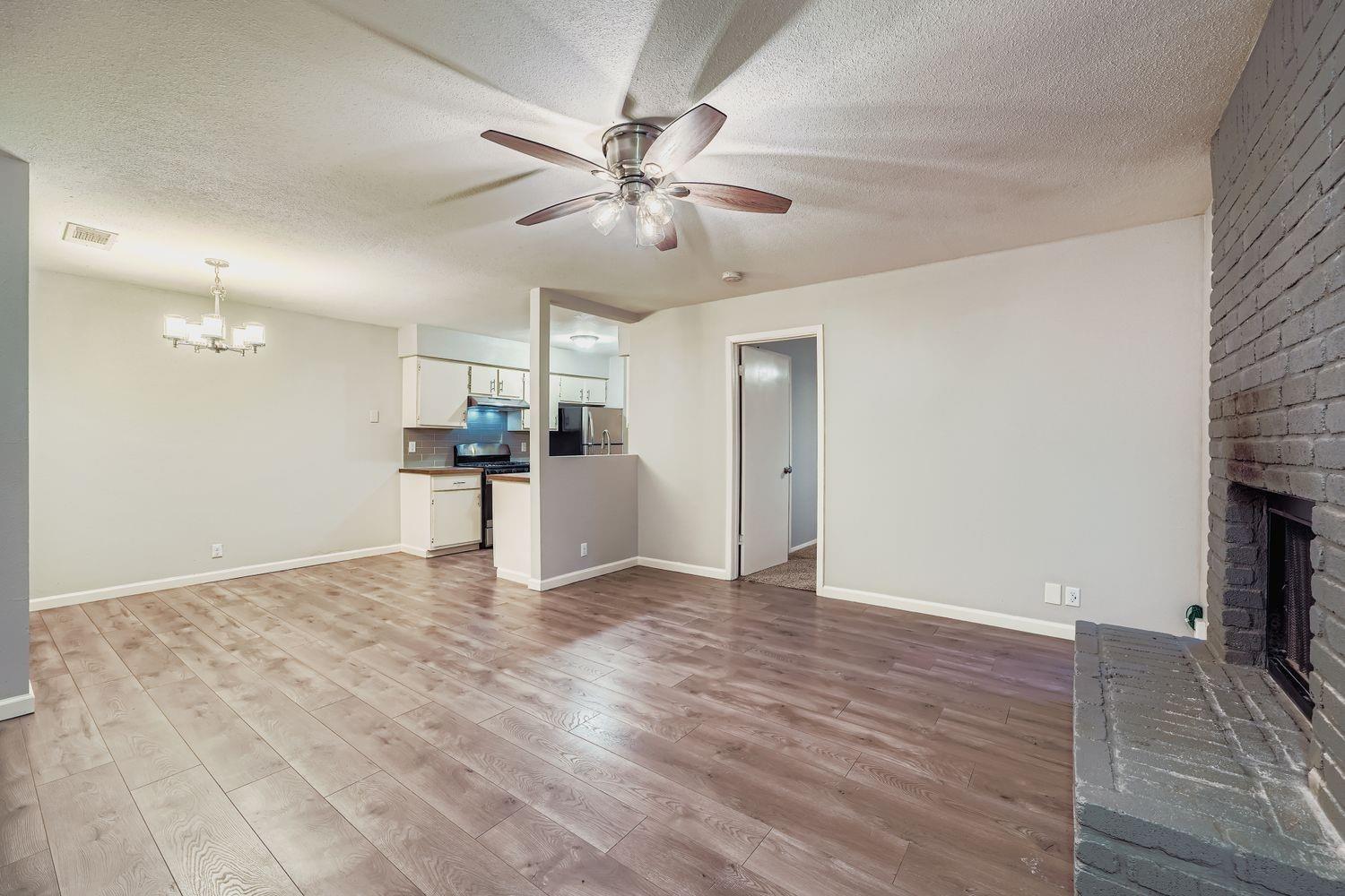 414 Cypress LN