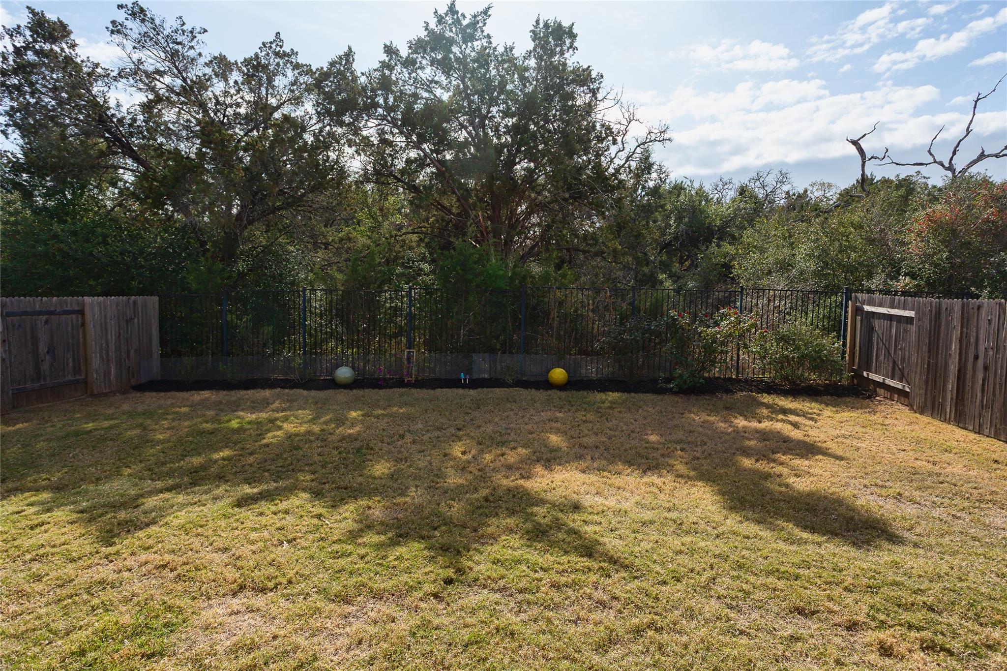 5013 Globe Mallow DR