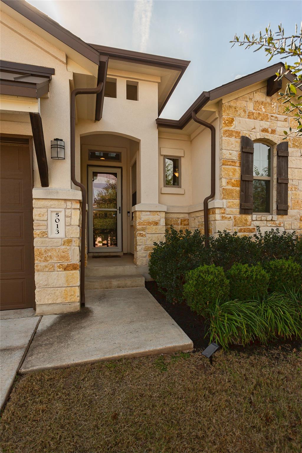 5013 Globe Mallow DR