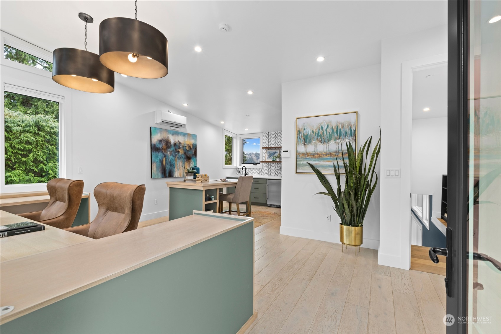 2590 W Lake Sammamish Parkway NE