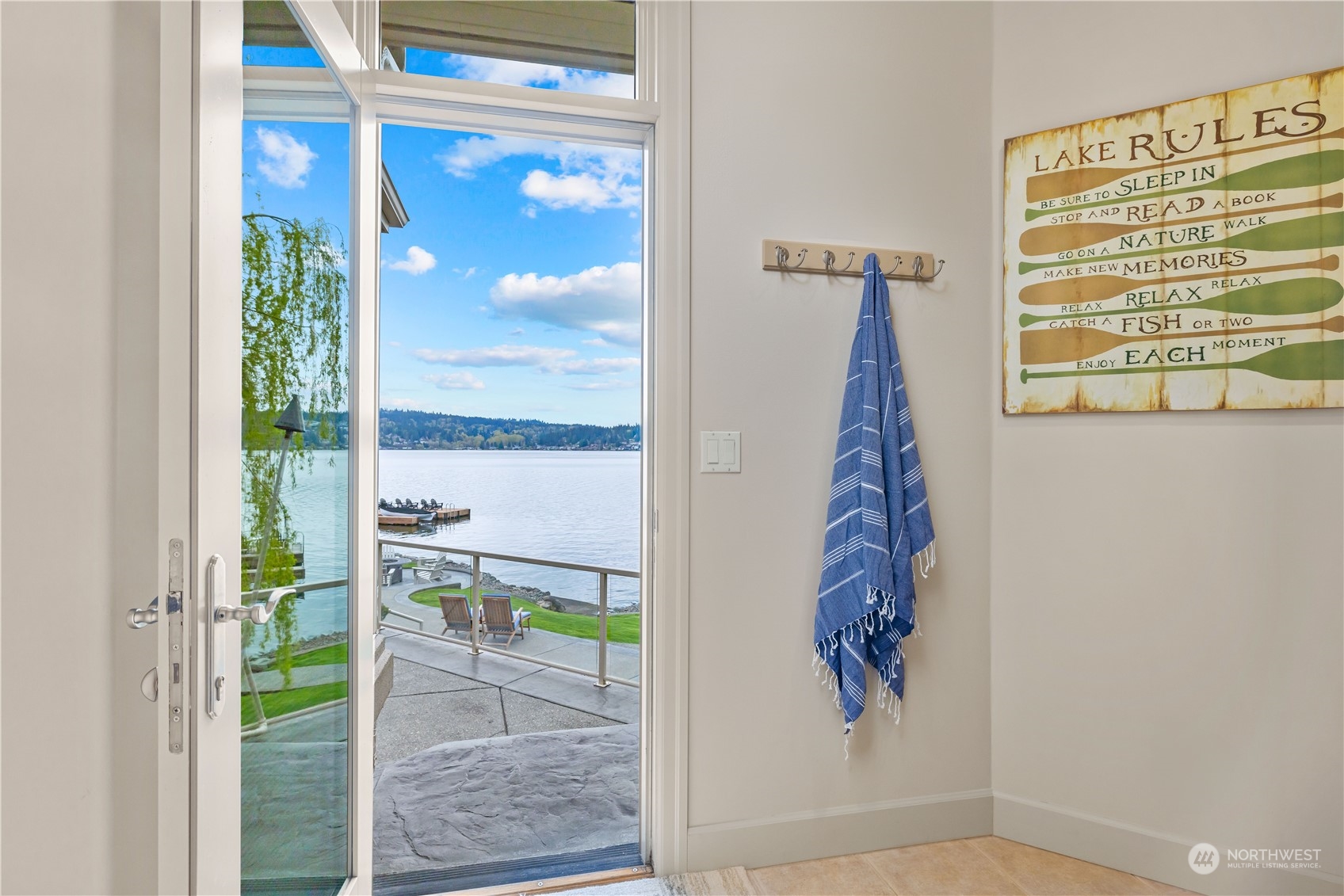 2417 E Lake Sammamish Place SE