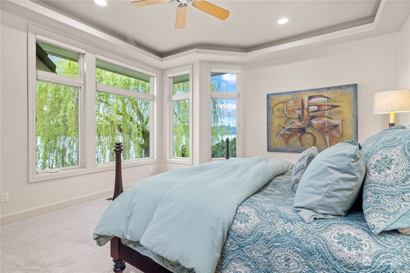2417 E Lake Sammamish Place SE