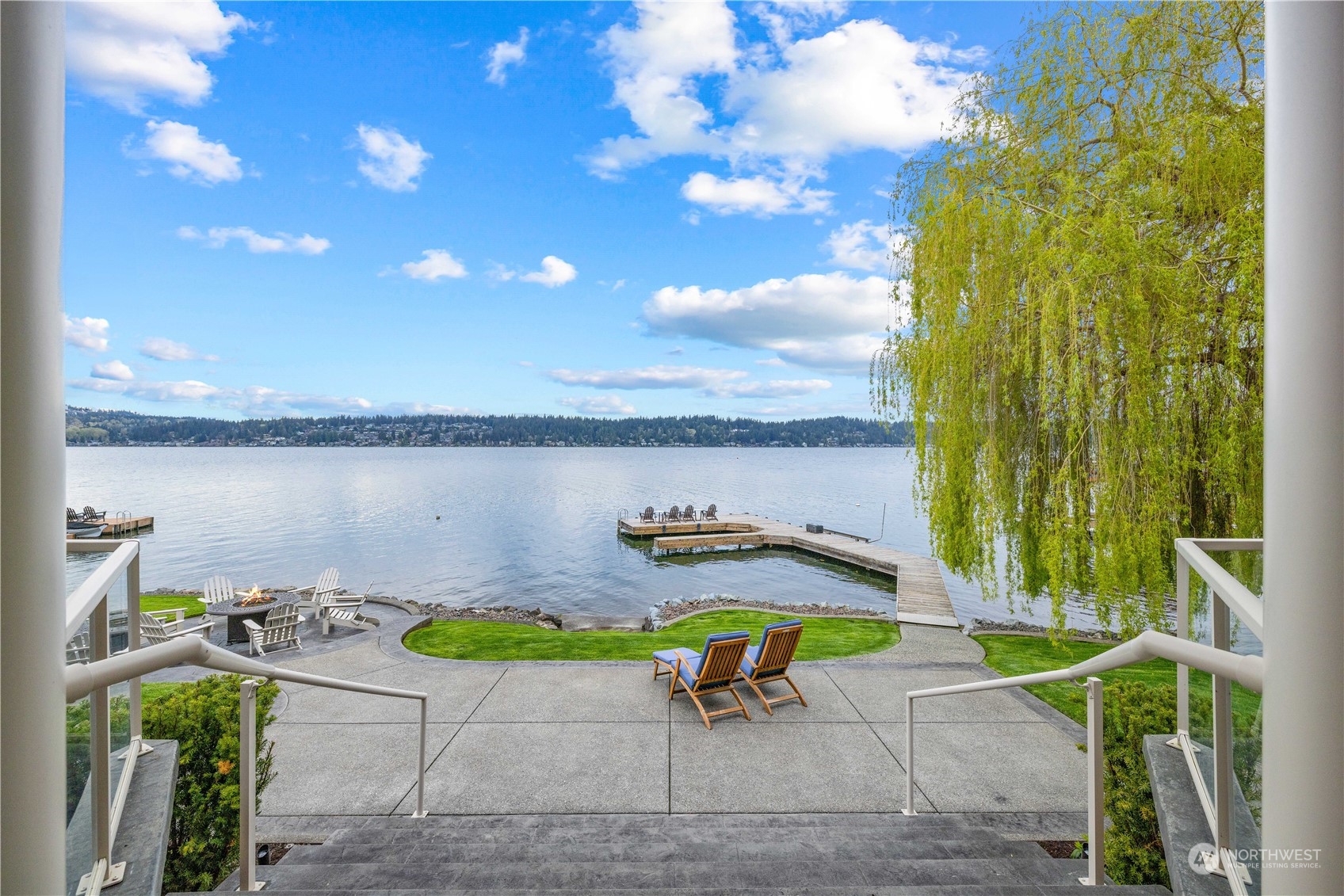 2417 E Lake Sammamish Place SE