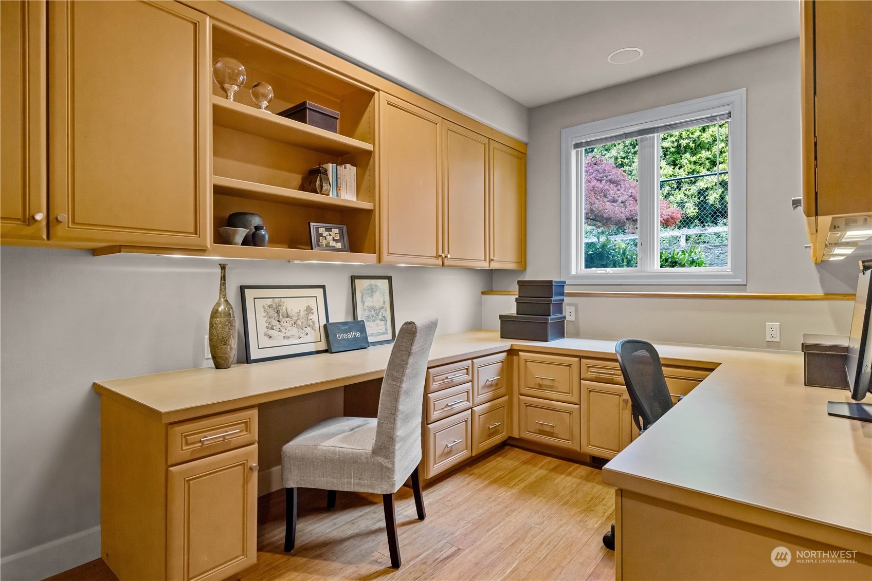 2417 E Lake Sammamish Place SE