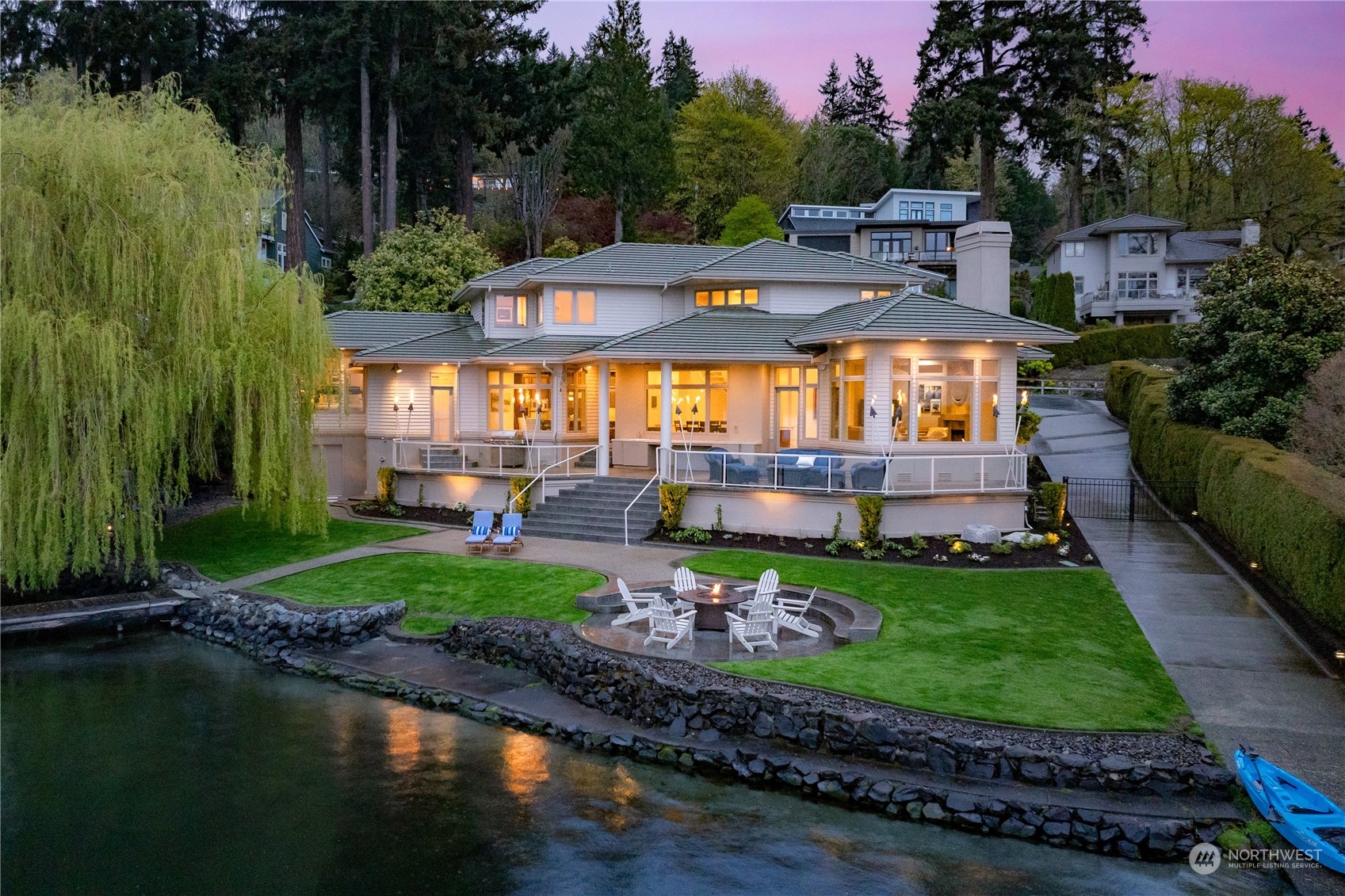 2417 E Lake Sammamish Place SE