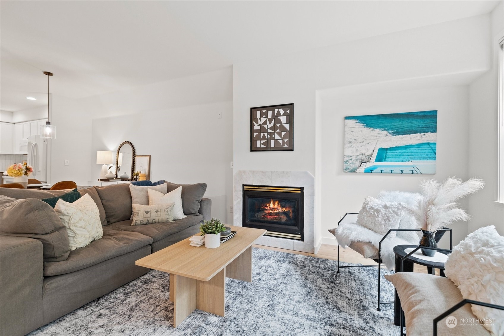 4722 12th Avenue NE Unit: 202