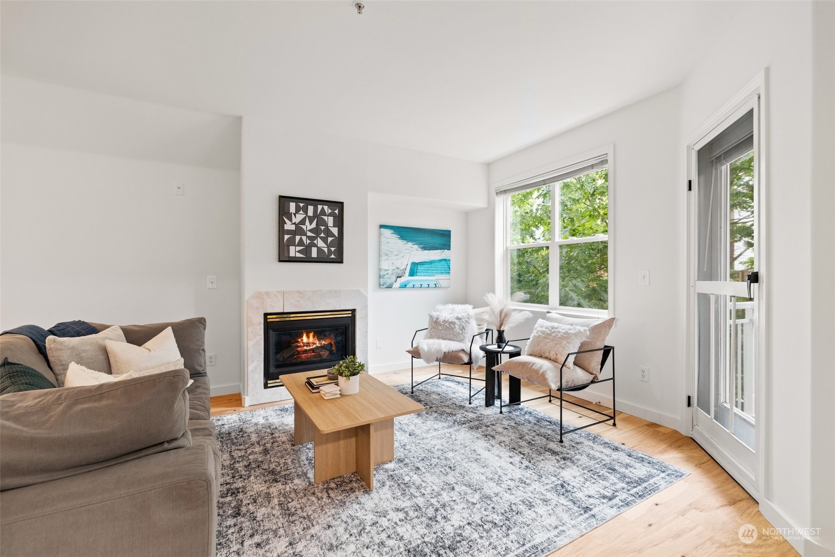4722 12th Avenue NE Unit: 202