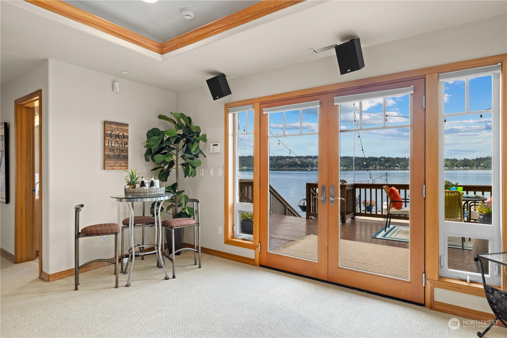 1627 E Lake Sammamish Place SE