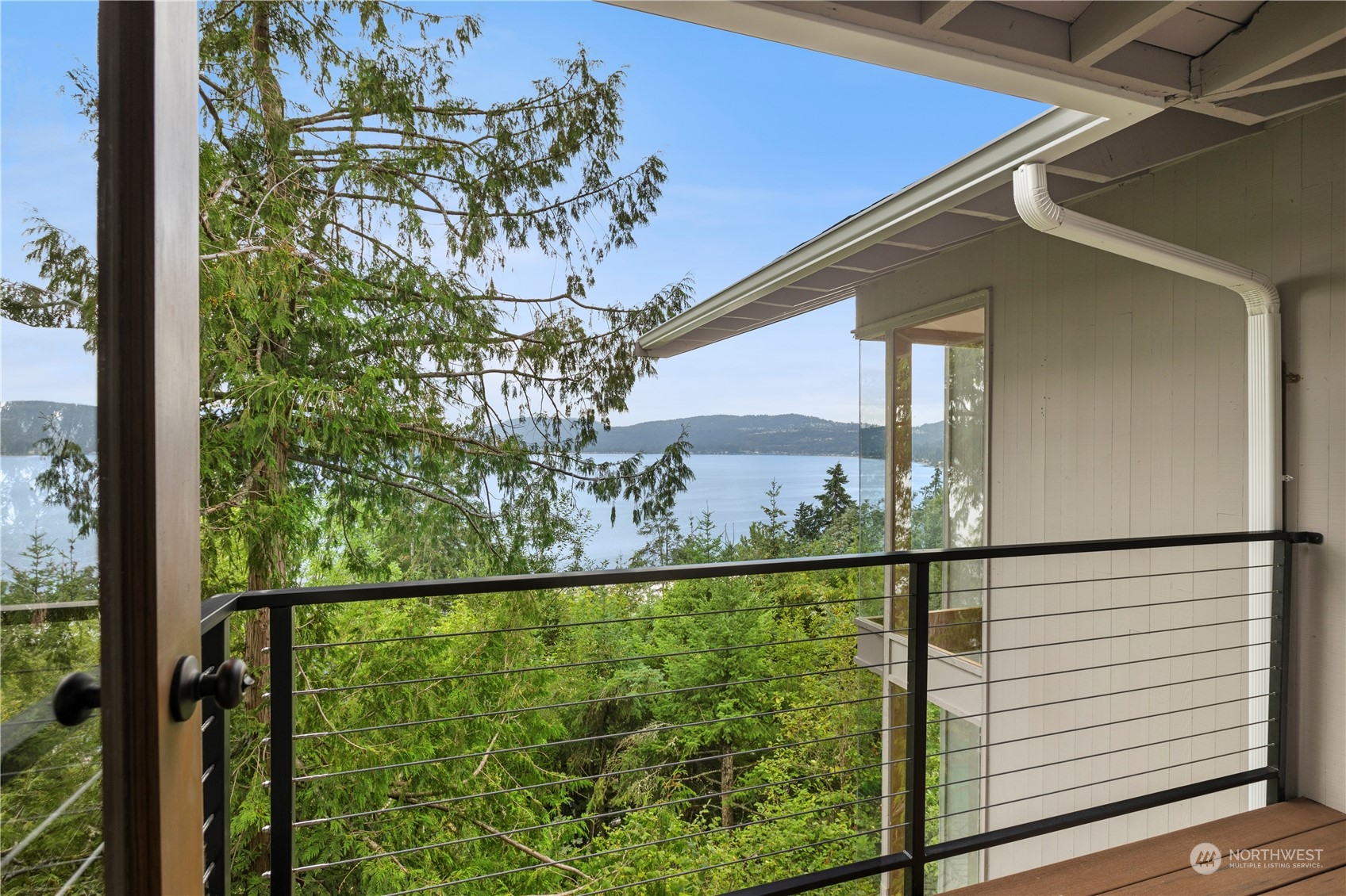 659 W Lake Sammamish Parkway NE