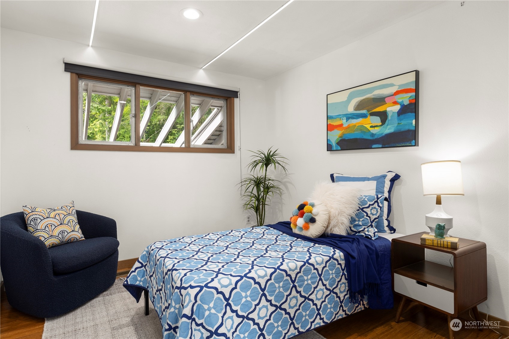 659 W Lake Sammamish Parkway NE