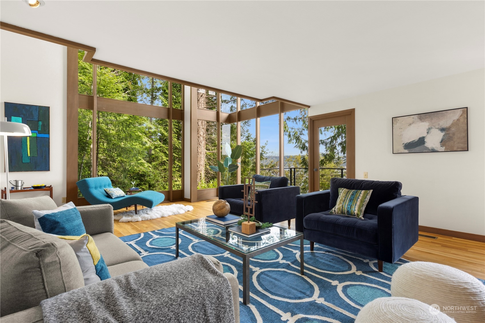 659 W Lake Sammamish Parkway NE