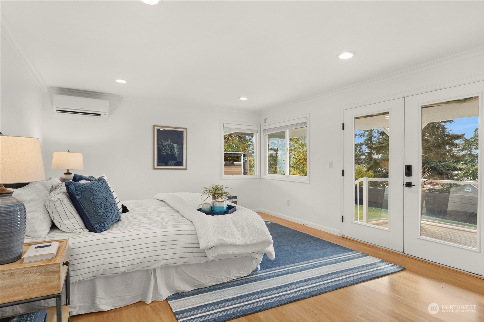 1703 E Lake Sammamish Pkwy NE