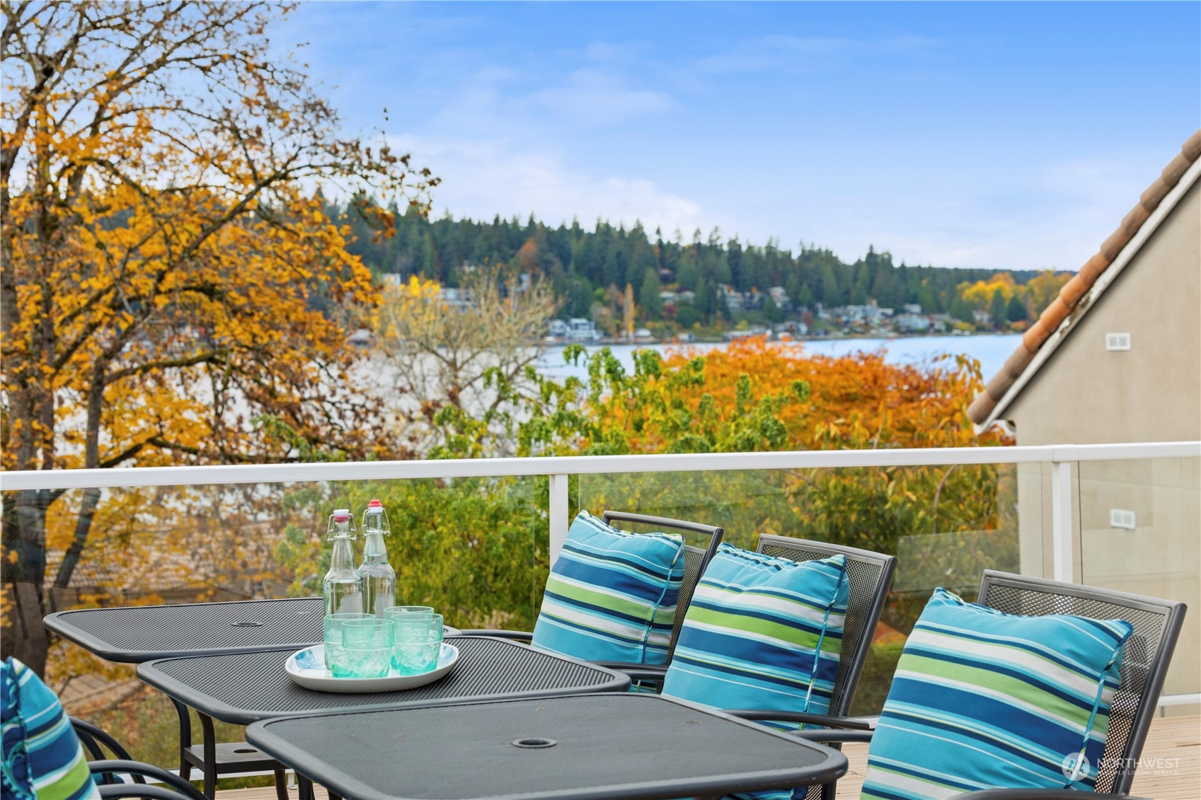 1703 E Lake Sammamish Pkwy NE