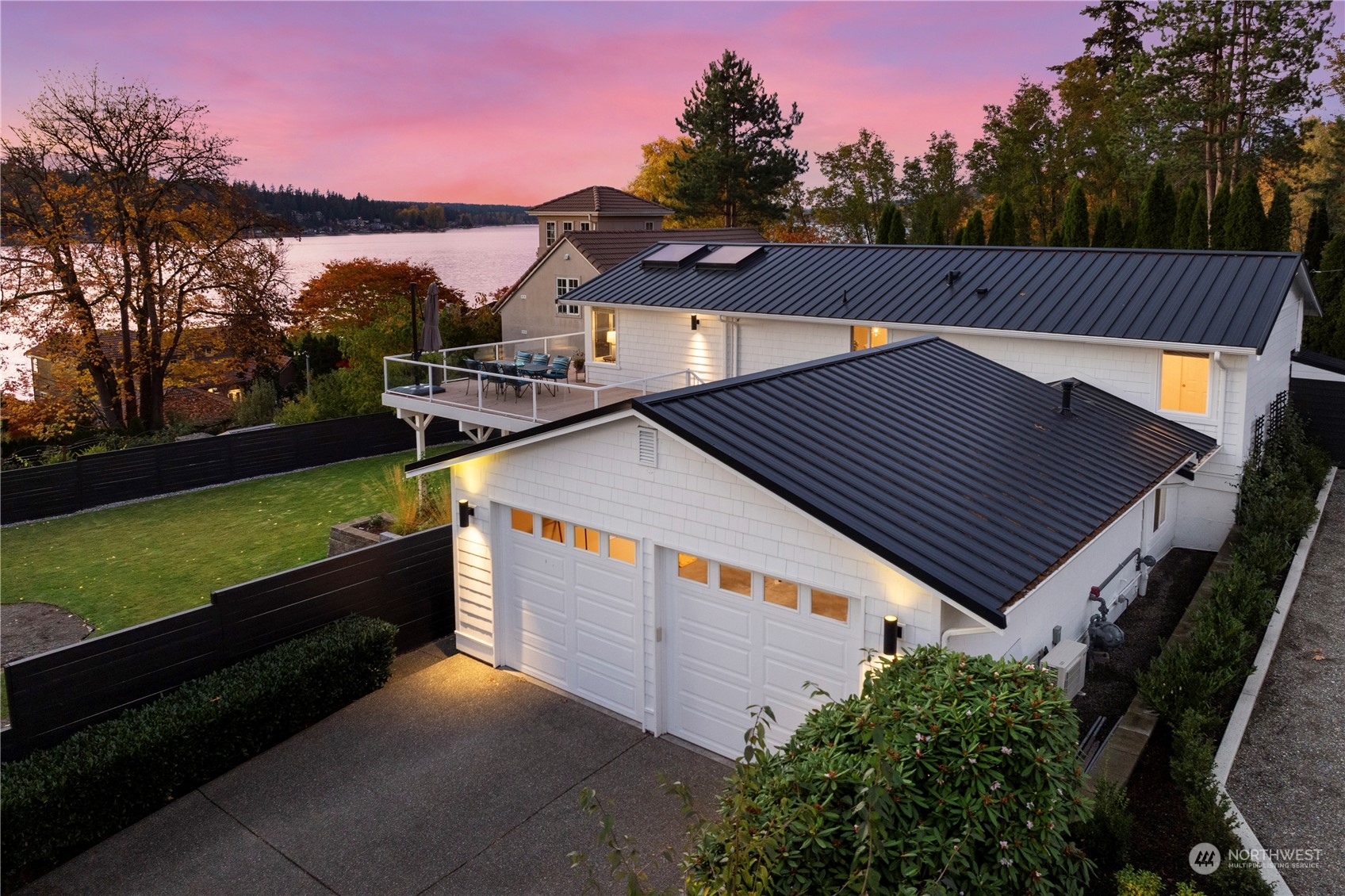 1703 E Lake Sammamish Pkwy NE