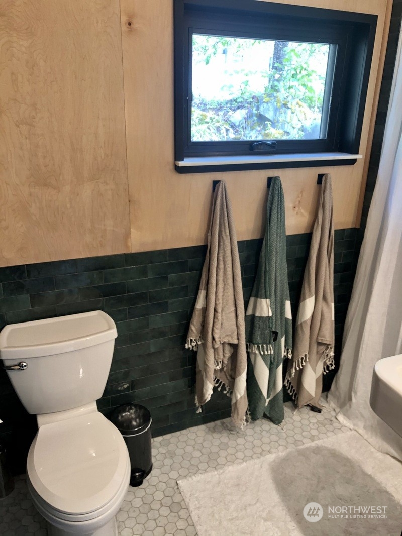 65911 Cascade River Road