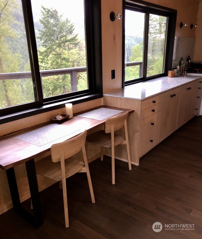 65911 Cascade River Road