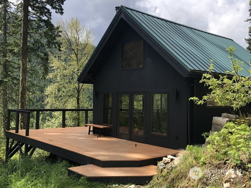 65911 Cascade River Road