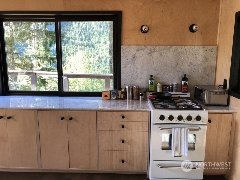 65911 Cascade River Road