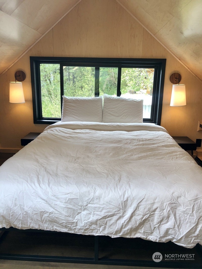 65911 Cascade River Road
