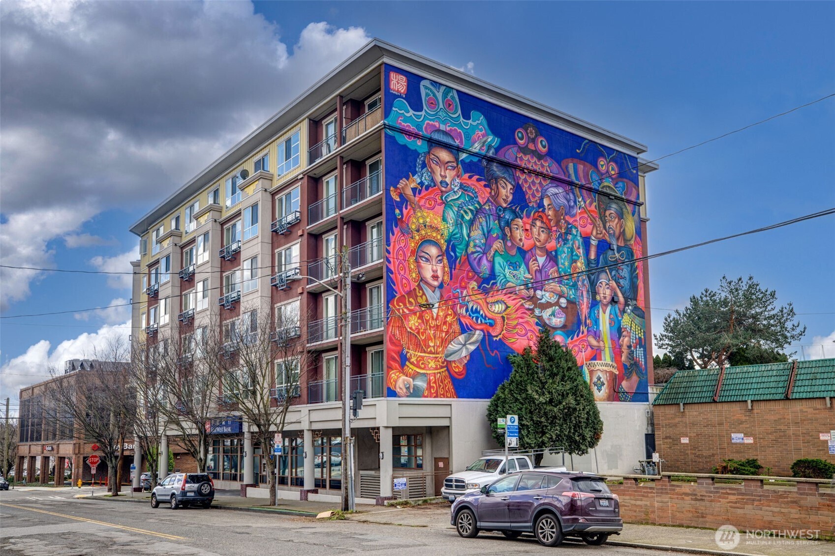 668 S Lane Street Unit: 311