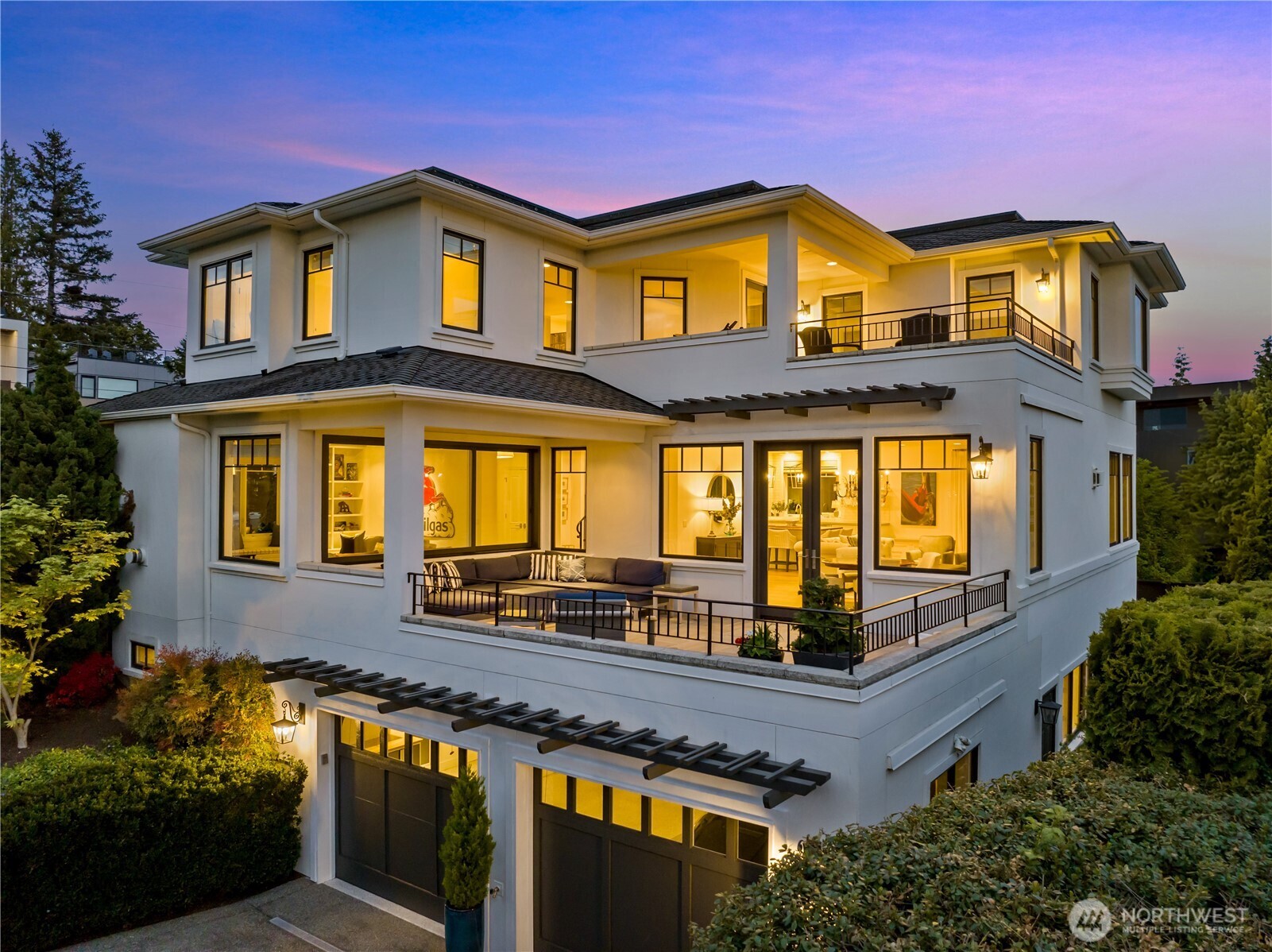 251 5th Avenue W