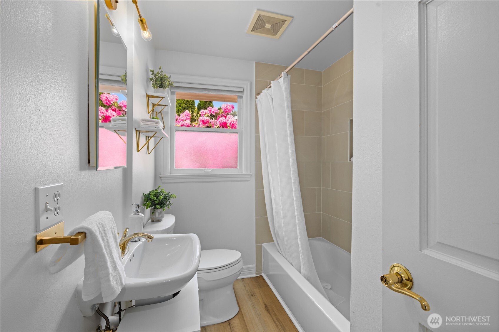 408 W Lake Sammamish Parkway SE