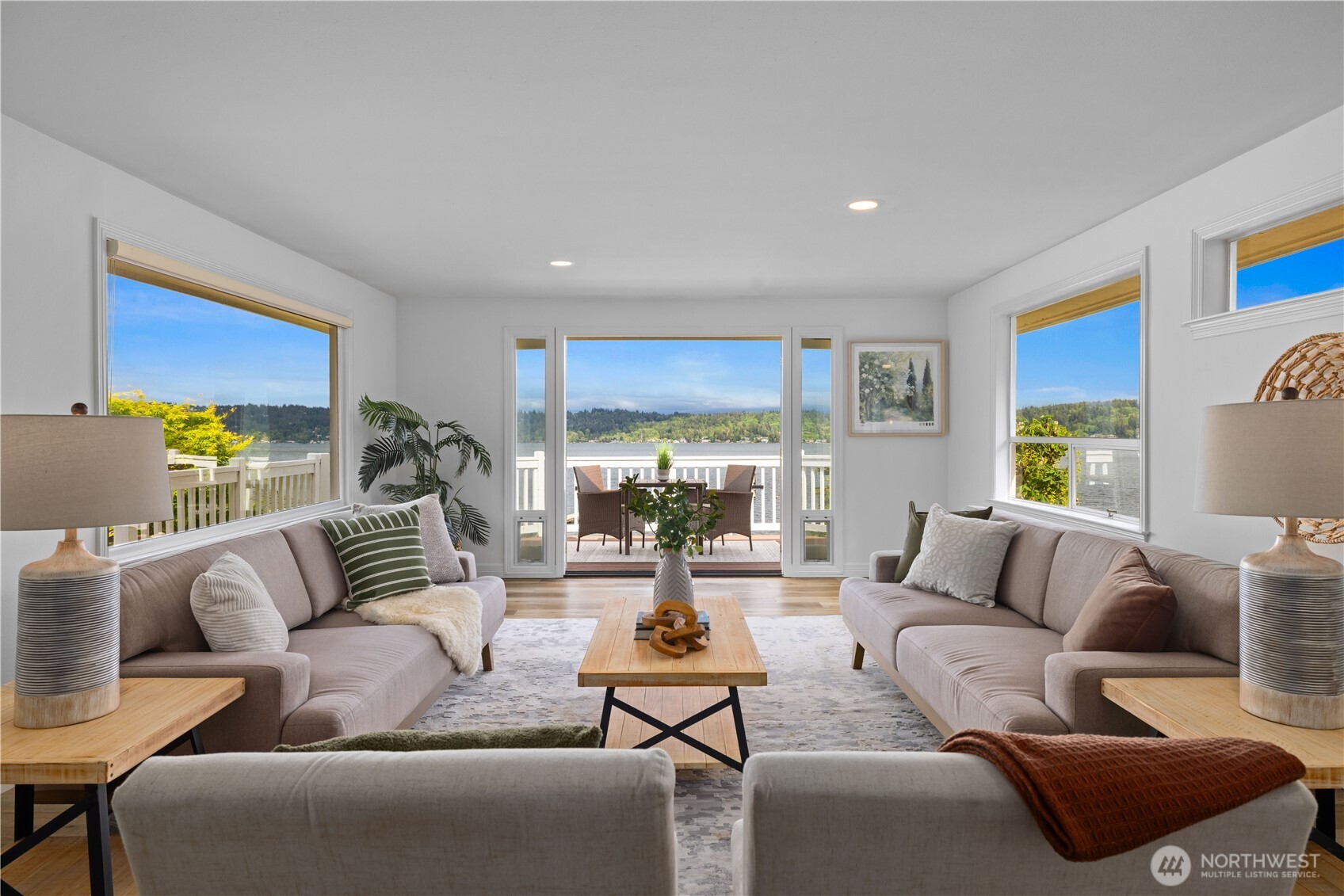 408 W Lake Sammamish Parkway SE