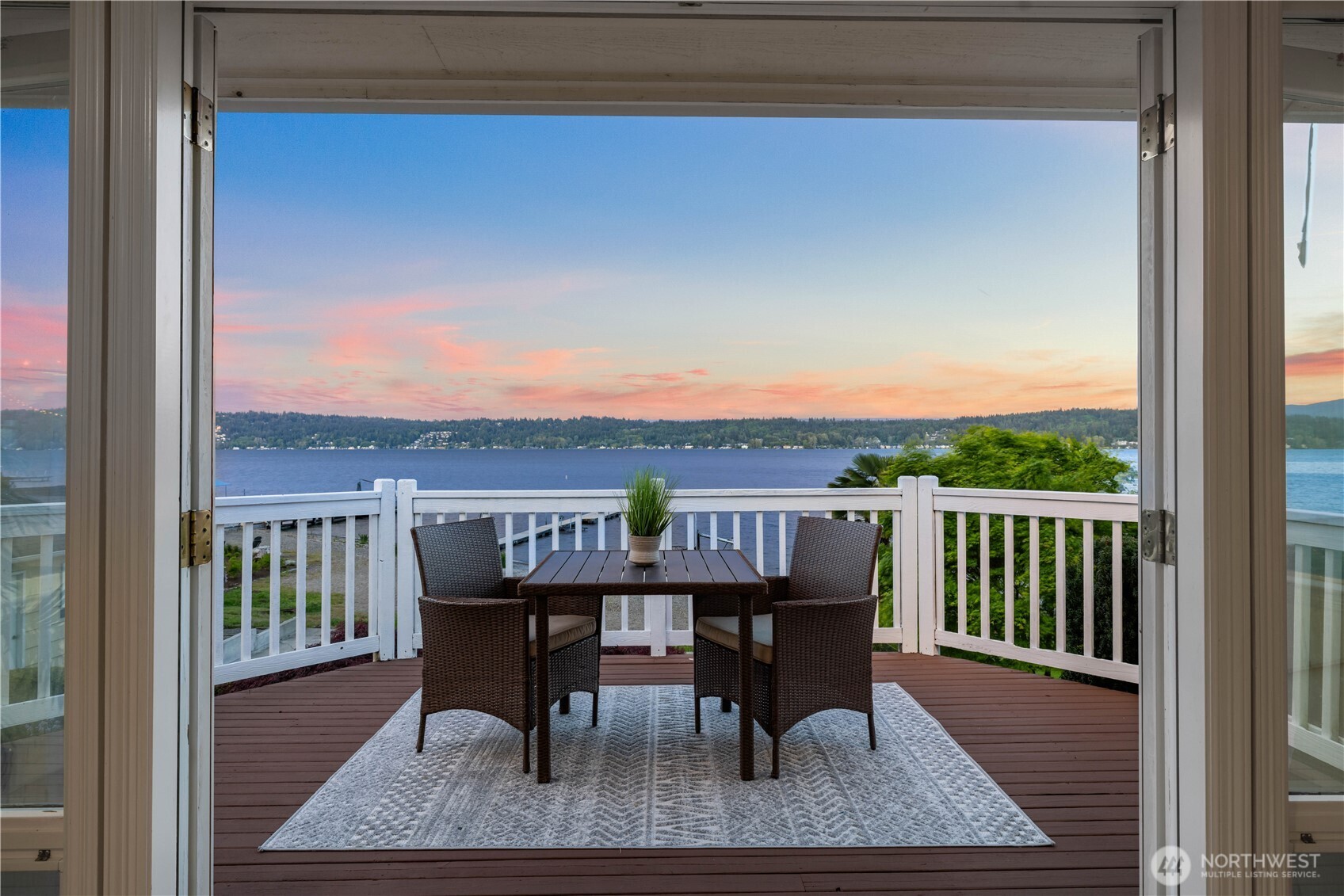 408 W Lake Sammamish Parkway SE