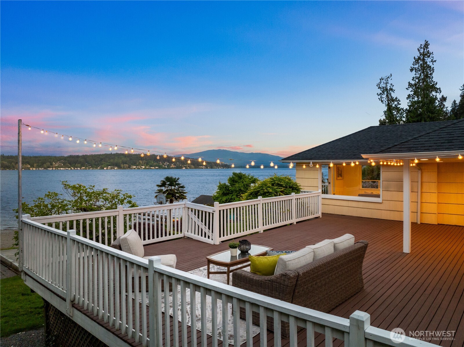 408 W Lake Sammamish Parkway SE