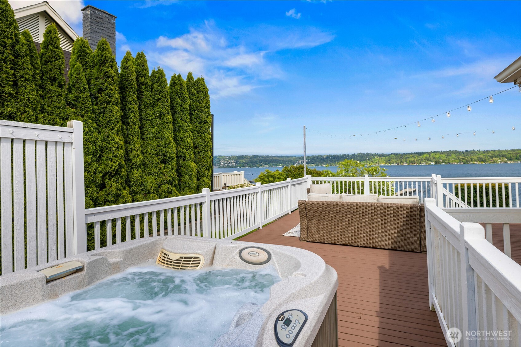 408 W Lake Sammamish Parkway SE