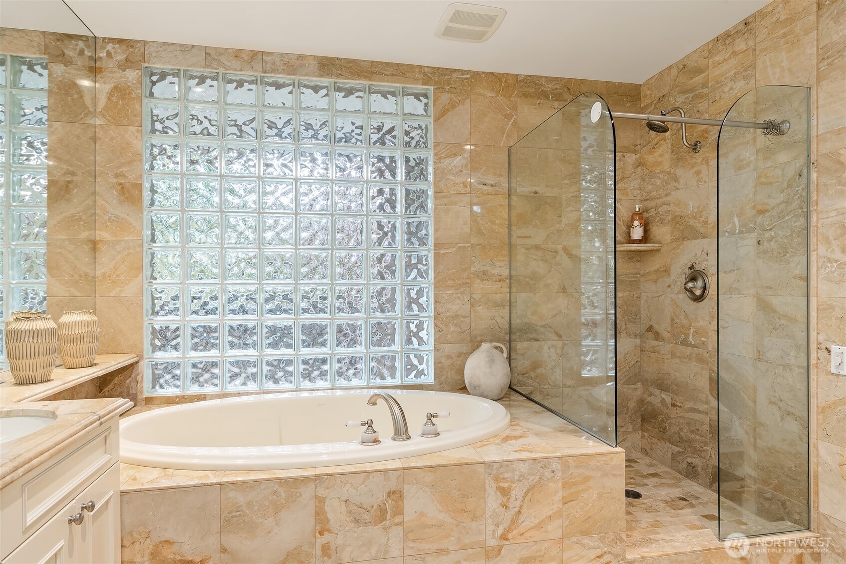 125 5th Avenue S Unit: 101