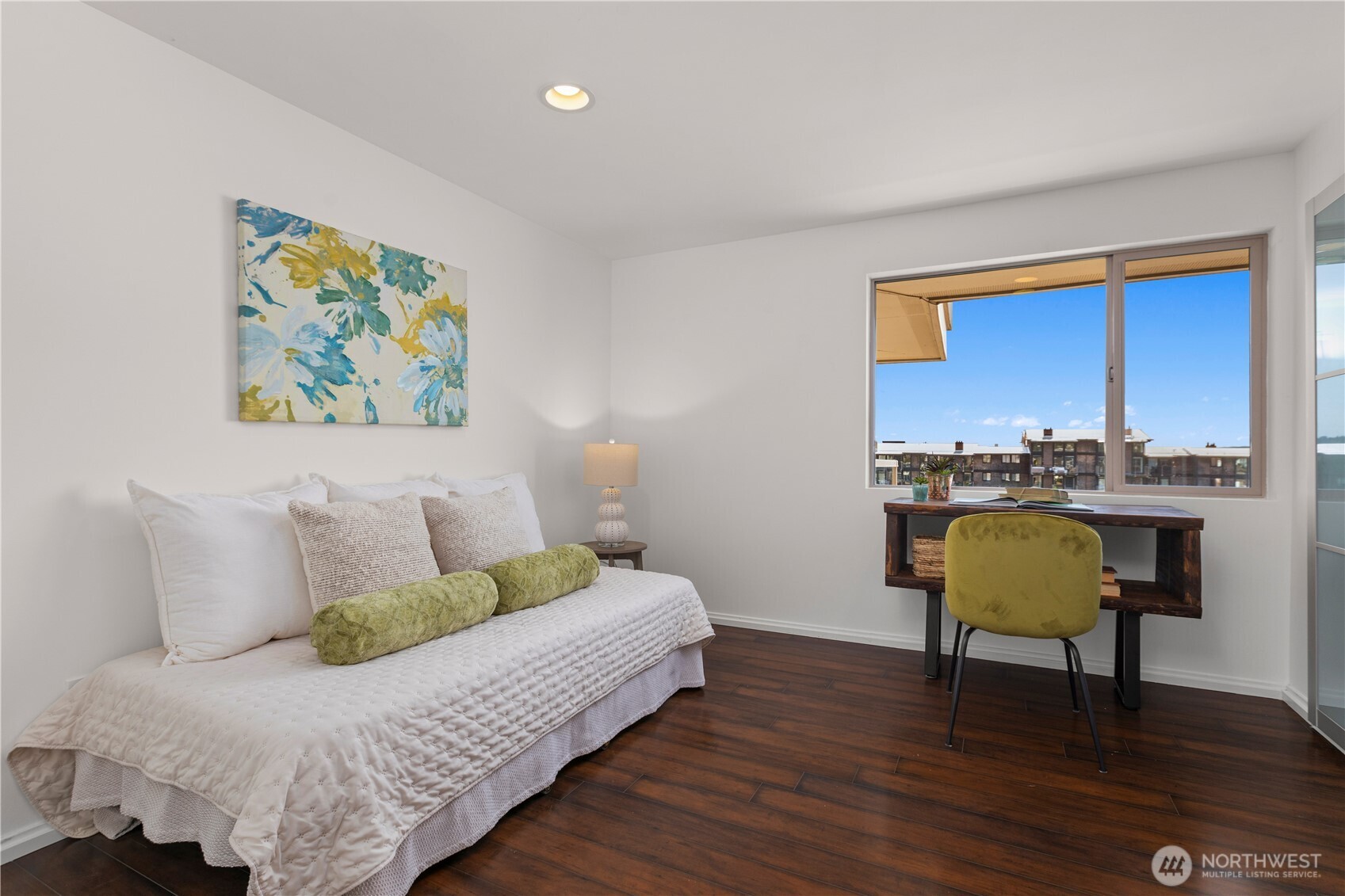 3633 Beach Drive SW Unit: 402