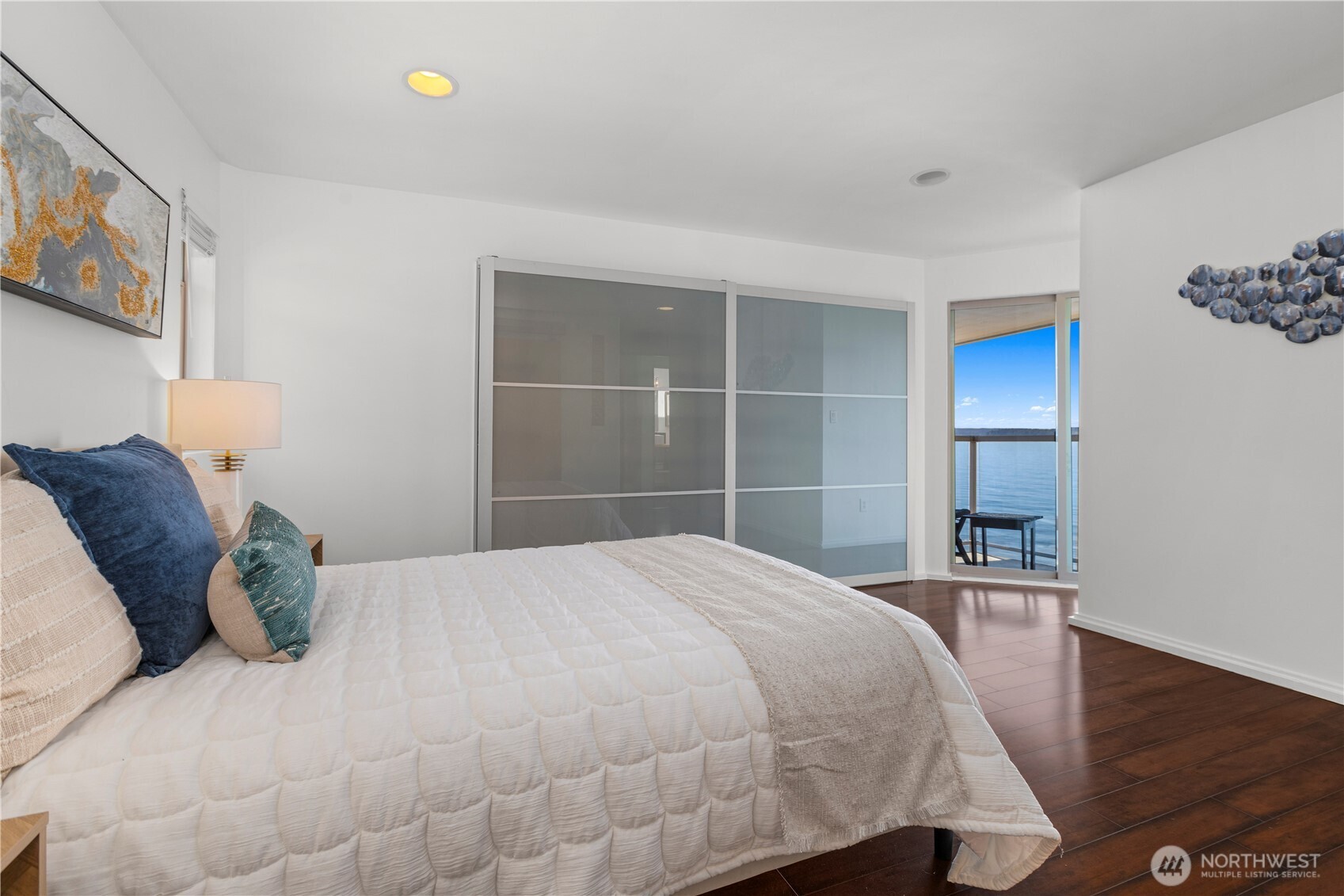 3633 Beach Drive SW Unit: 402