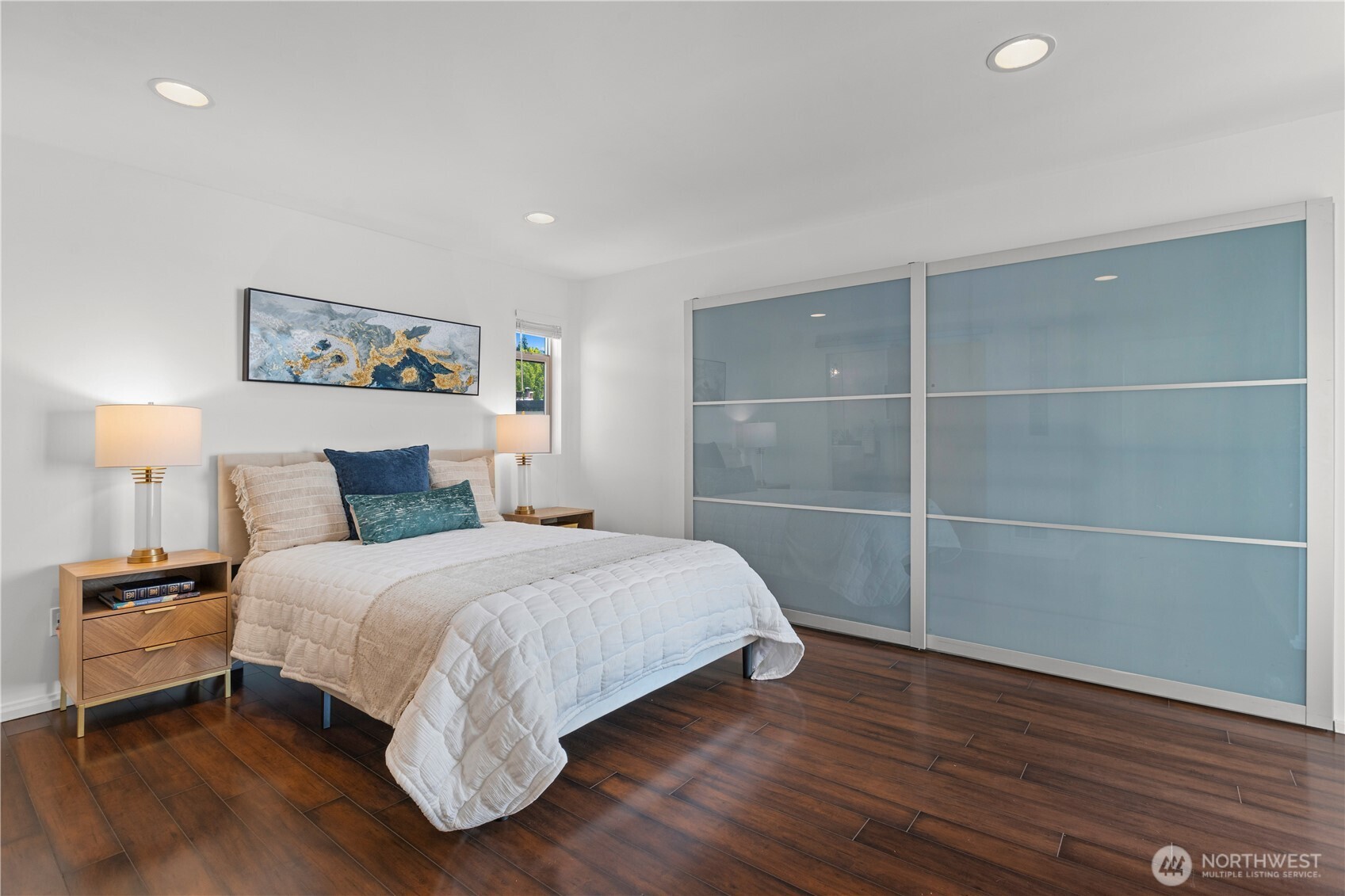 3633 Beach Drive SW Unit: 402