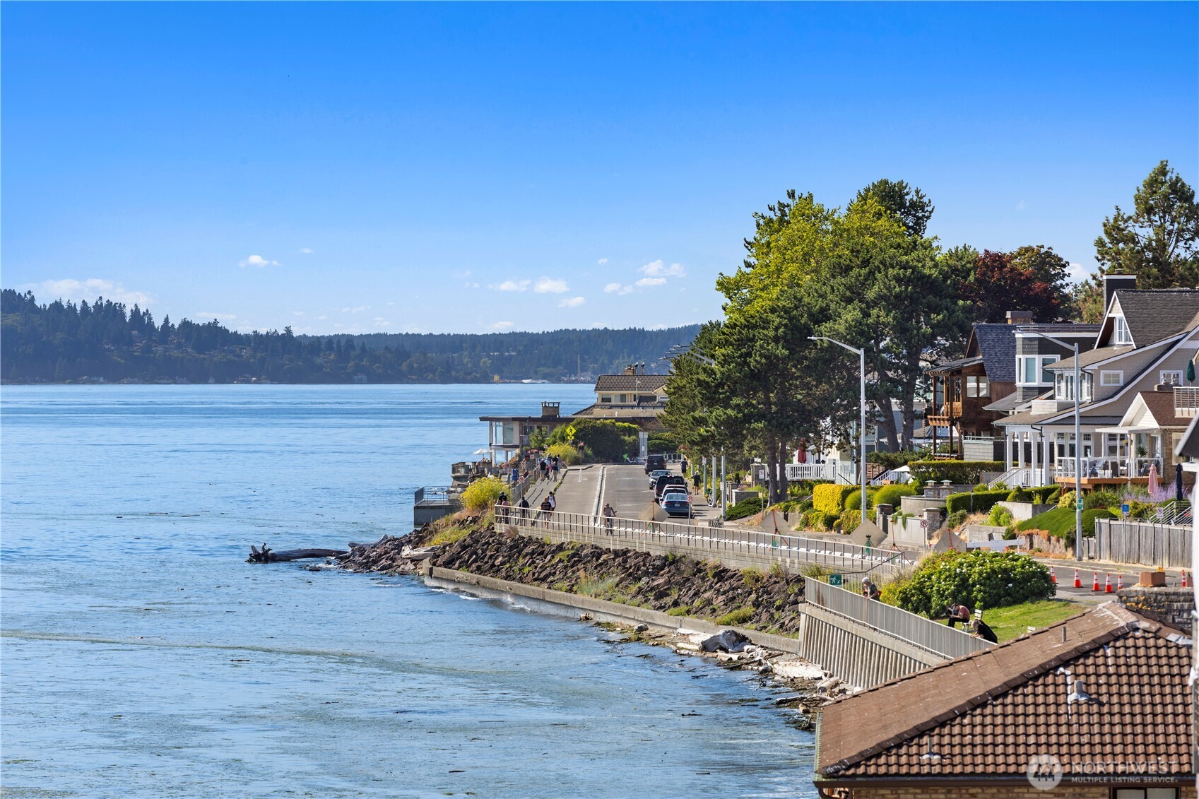 3633 Beach Drive SW Unit: 402