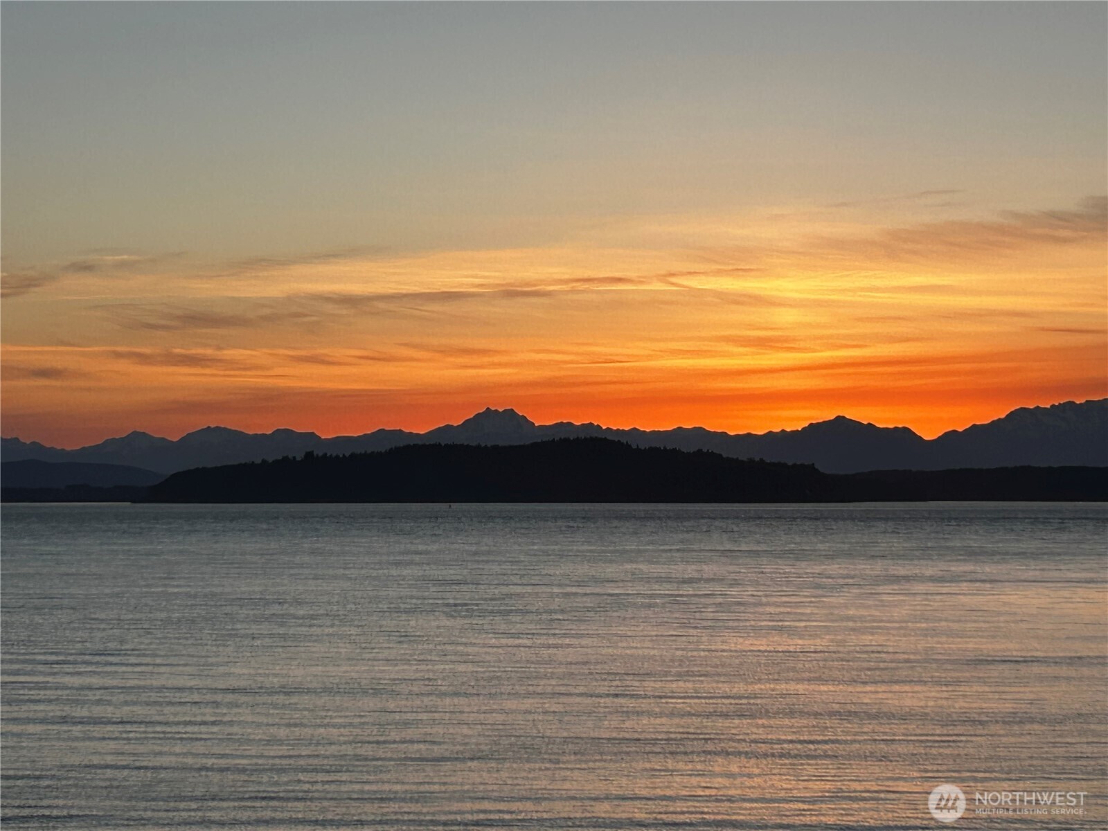 3633 Beach Drive SW Unit: 402