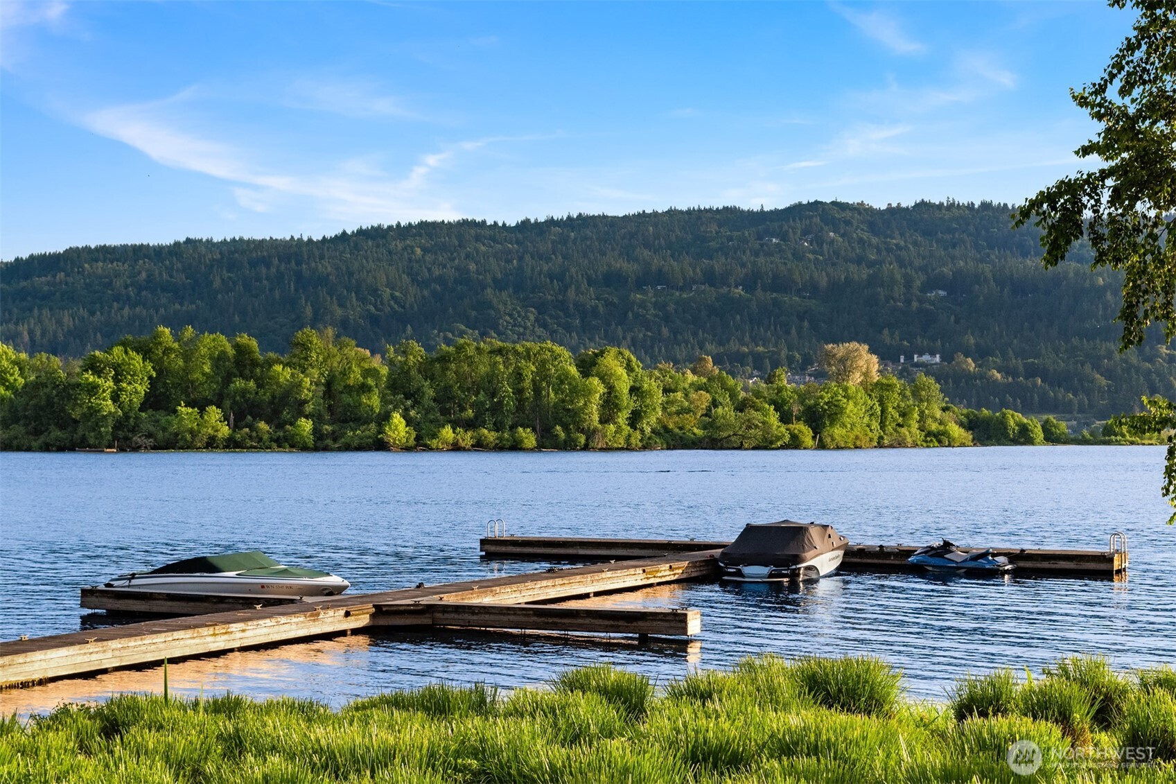 4305 E Lake Sammamish Parkway SE