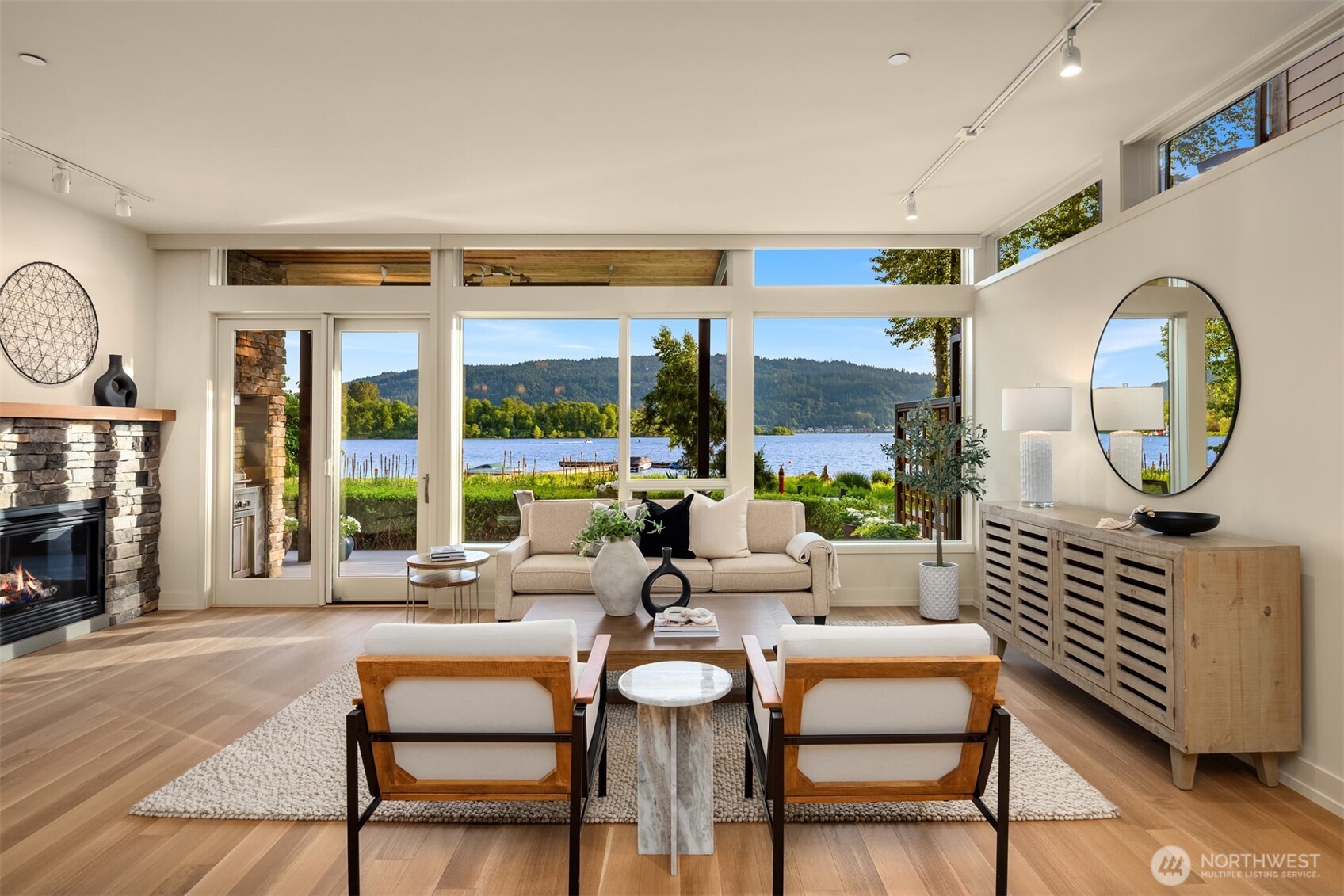 4305 E Lake Sammamish Parkway SE