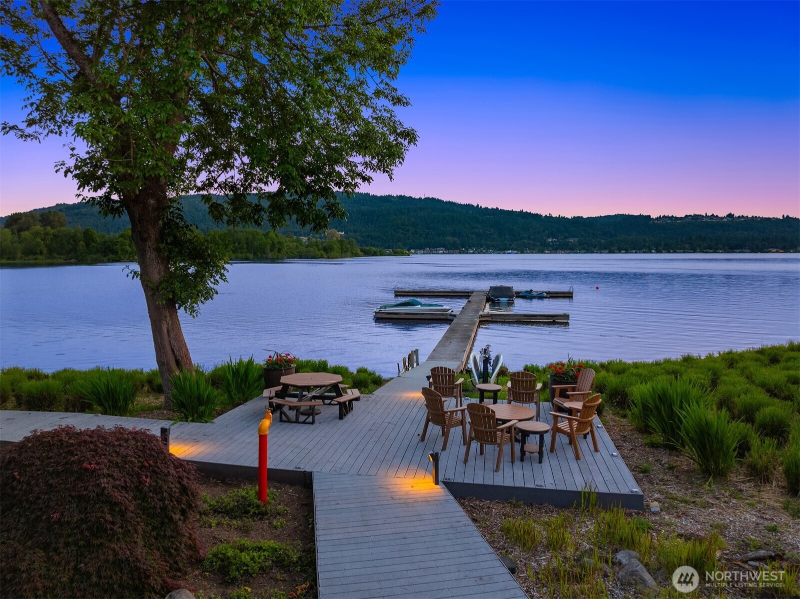 4305 E Lake Sammamish Parkway SE