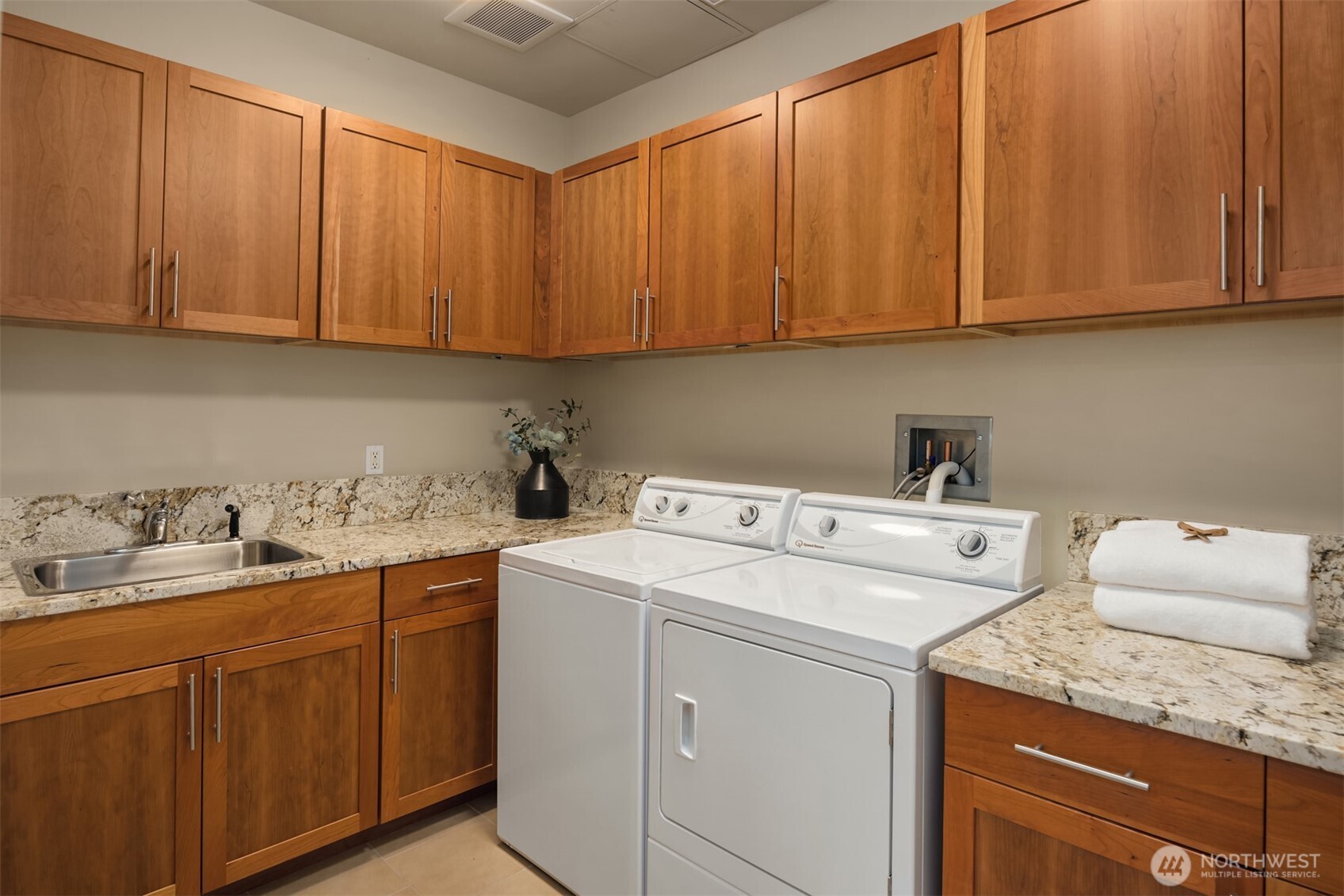 4305 E Lake Sammamish Parkway SE