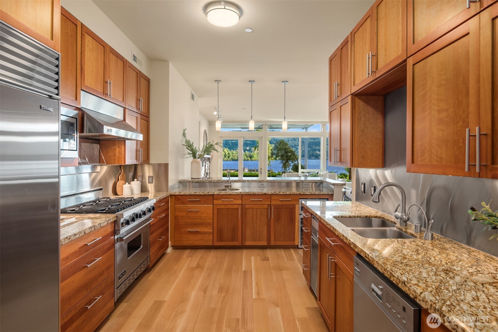 4305 E Lake Sammamish Parkway SE