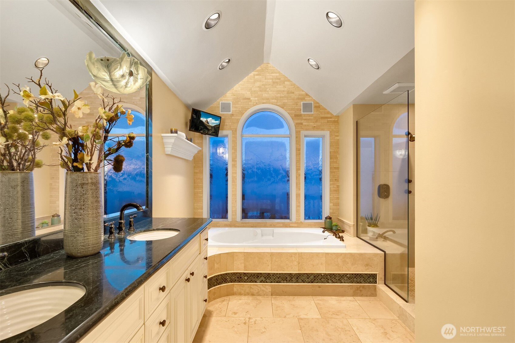 3671 E Lake Sammamish Parkway NE