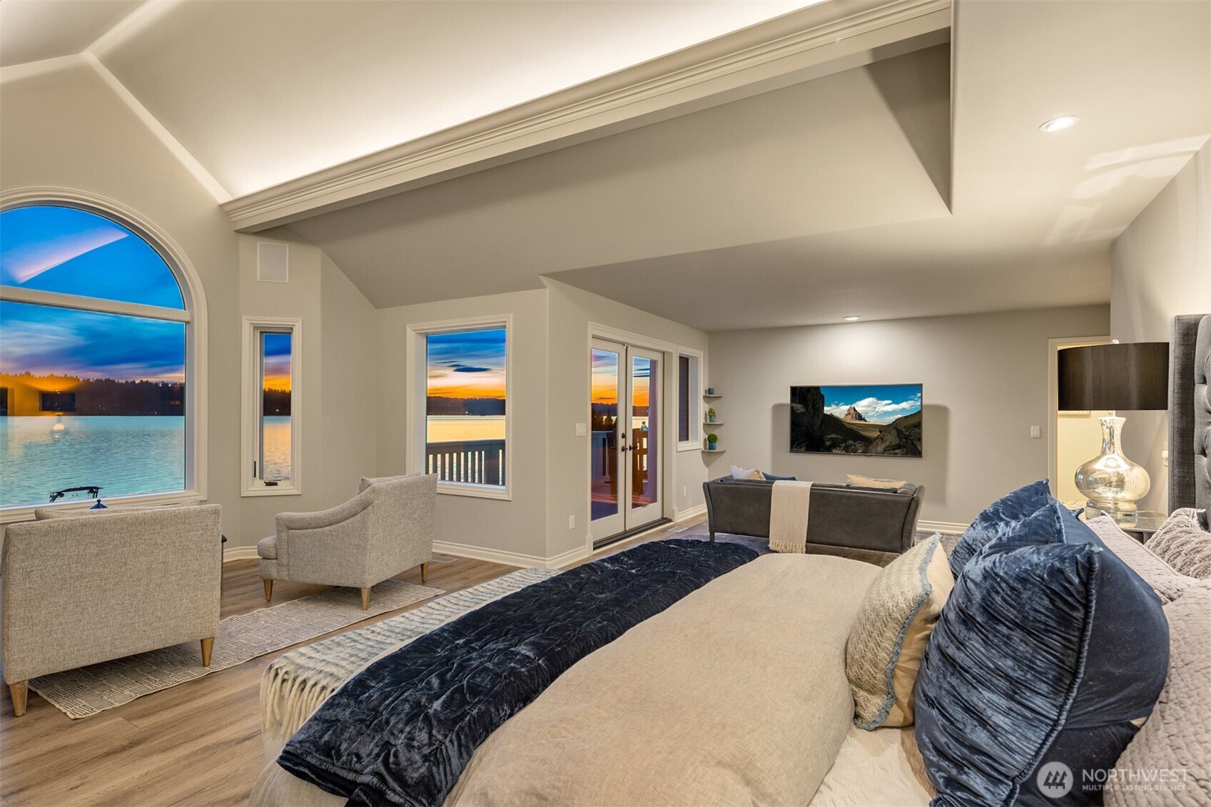 3671 E Lake Sammamish Parkway NE