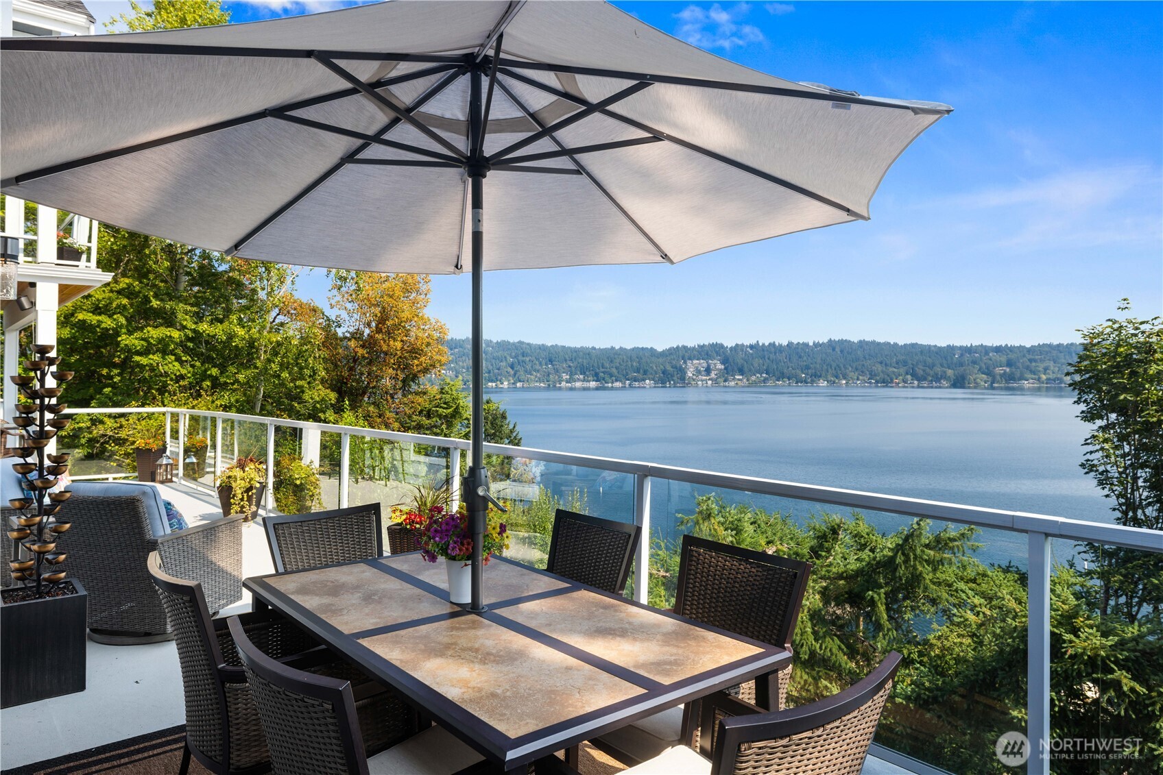 670 W Lake Sammamish Parkway NE