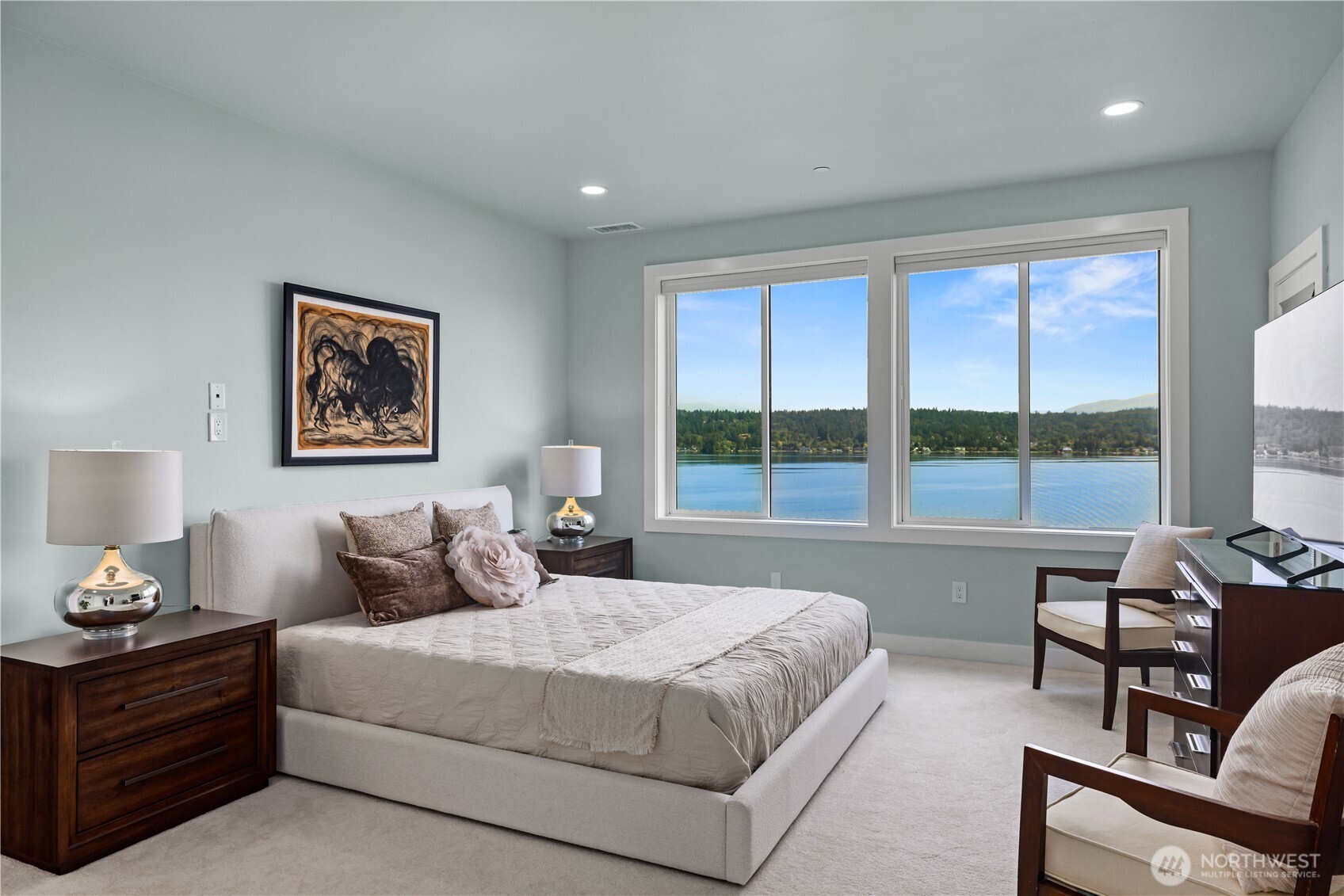 670 W Lake Sammamish Parkway NE
